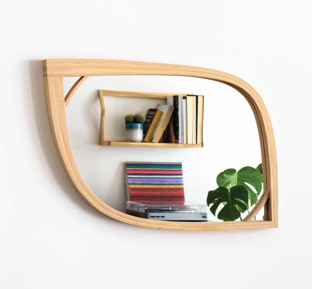 Seashell Mirror - thestableswoodshop